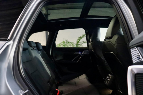 BMW iX1 xDrive30 Launch Ed M Sport|Frozen|PANO|MASSAGE