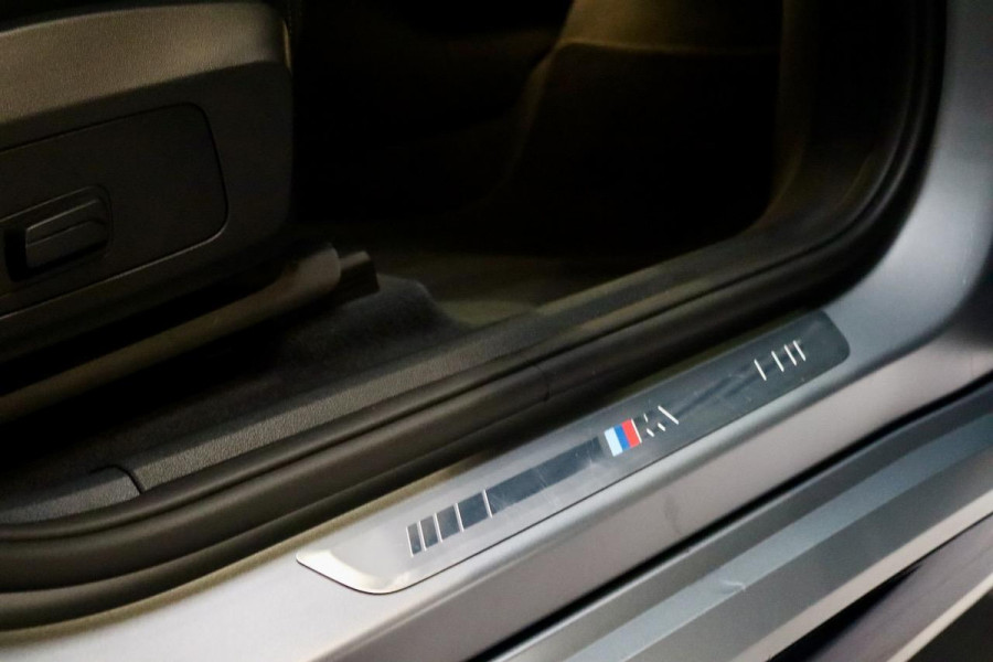 BMW iX1 xDrive30 Launch Ed M Sport|Frozen|PANO|MASSAGE