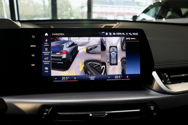 BMW iX1 xDrive30 Launch Ed M Sport|Frozen|PANO|MASSAGE