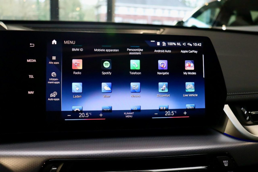 BMW iX1 xDrive30 Launch Ed M Sport|Frozen|PANO|MASSAGE