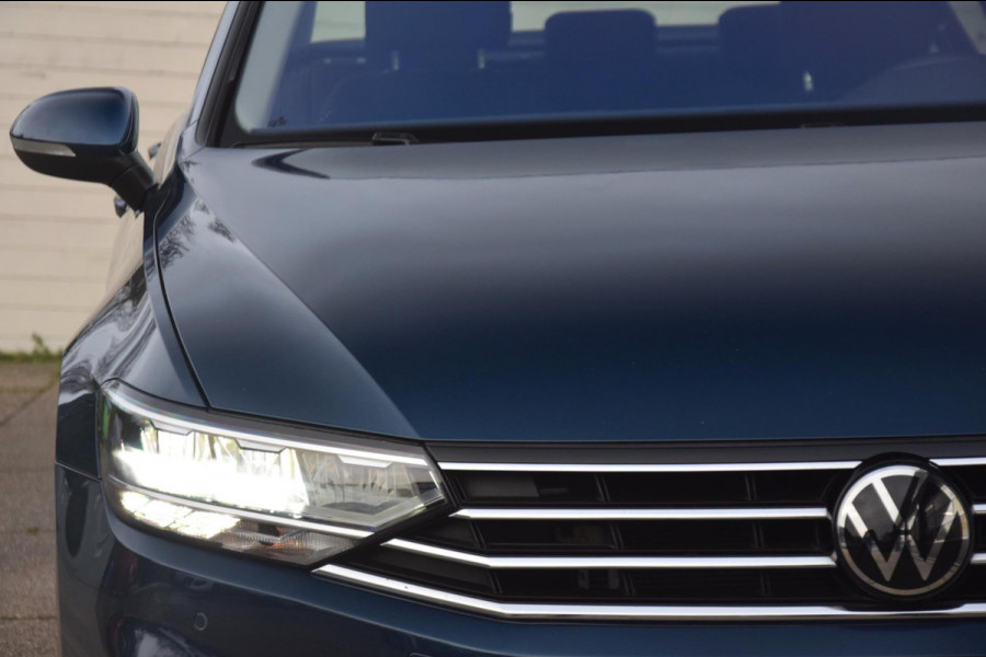 Volkswagen Passat 1.5 TSI Business APPLE CARPLAY/DRAADLOOS LADEN/PARKEER ASSISTENT