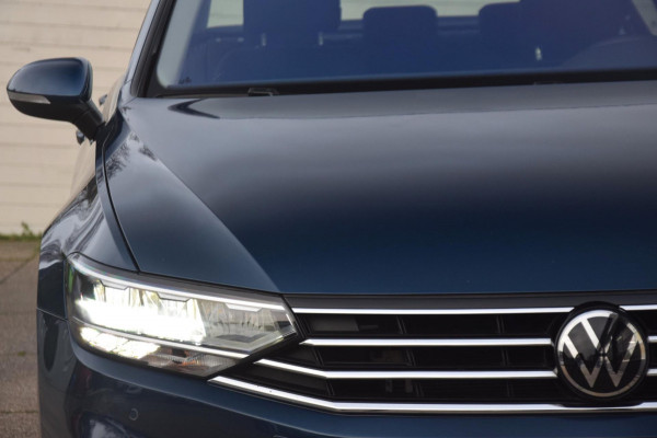 Volkswagen Passat 1.5 TSI Business APPLE CARPLAY/DRAADLOOS LADEN/PARKEER ASSISTENT
