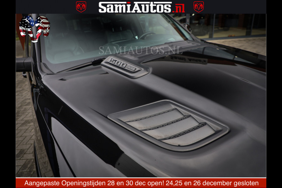 Dodge Ram 1500 LIMITED NIGHT | FEUL WHEELS | BOM VOL | 5.7 V8 4x4 | TOP STAAT | DUBBELE CABINE | MWK | XB9 | HUD | Deze RAM is momenteel in gebruik door ons. Gelieve ons te informeren indien u de pick-up wenst te bezichtigen.
