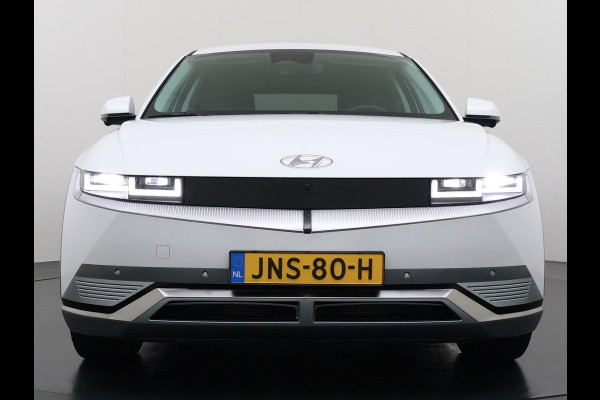 Hyundai IONIQ 5 Lounge AWD 77.4 kWh | SOH 100% RIJKLAAR! | FABRIEKSGARANTIE HYUNDAI TOT 10-2028| |STOELVERWARMING + VENTILATIE| DEALER OH. |ELEK. ACHTERKLEP| BOSE AUDIO| VOL OPTIES| ACHTERBANK VERWARMD| HEAD-UP