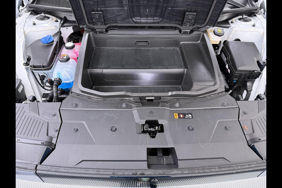 Hyundai IONIQ 5 Lounge AWD 77.4 kWh | SOH 100% RIJKLAAR! | FABRIEKSGARANTIE HYUNDAI TOT 10-2028| |STOELVERWARMING + VENTILATIE| DEALER OH. |ELEK. ACHTERKLEP| BOSE AUDIO| VOL OPTIES| ACHTERBANK VERWARMD| HEAD-UP