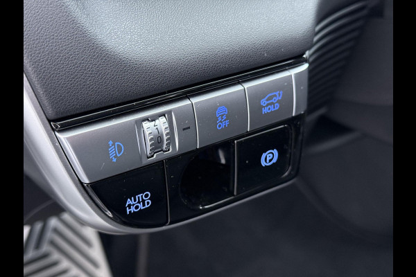 Hyundai IONIQ 5 Lounge AWD 77.4 kWh | SOH 100% RIJKLAAR! | FABRIEKSGARANTIE HYUNDAI TOT 10-2028| |STOELVERWARMING + VENTILATIE| DEALER OH. |ELEK. ACHTERKLEP| BOSE AUDIO| VOL OPTIES| ACHTERBANK VERWARMD| HEAD-UP