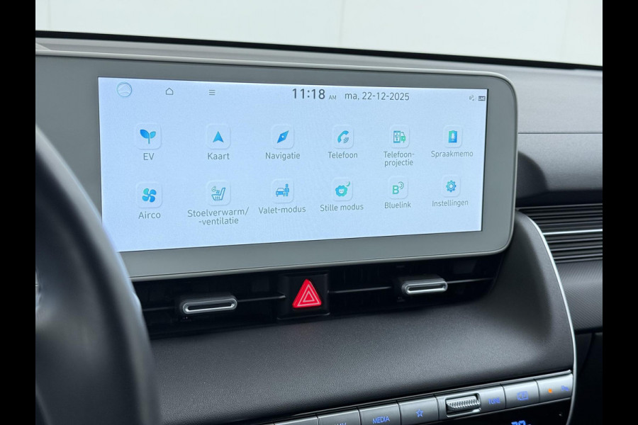 Hyundai IONIQ 5 Lounge AWD 77.4 kWh | SOH 100% RIJKLAAR! | FABRIEKSGARANTIE HYUNDAI TOT 10-2028| |STOELVERWARMING + VENTILATIE| DEALER OH. |ELEK. ACHTERKLEP| BOSE AUDIO| VOL OPTIES| ACHTERBANK VERWARMD| HEAD-UP