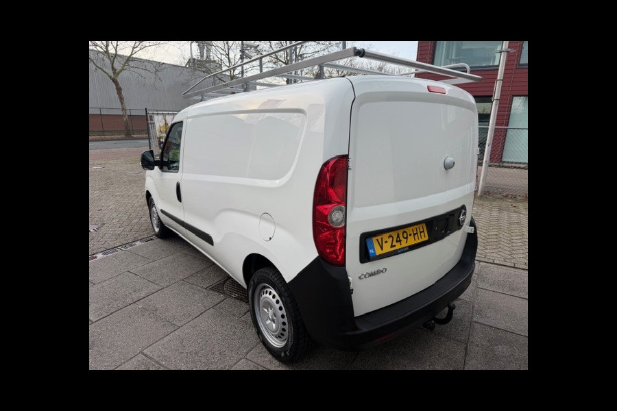 Opel Combo 1.3 CDTi L2H1 Edition AIRCO I NAVI I TREKHAAK I IMPERIAAL I EURO 6 I LAGE KILOMETERS