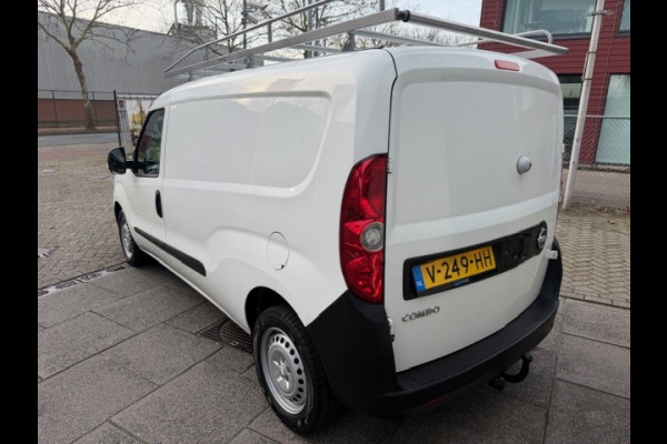 Opel Combo 1.3 CDTi L2H1 Edition AIRCO I NAVI I TREKHAAK I IMPERIAAL I EURO 6 I LAGE KILOMETERS
