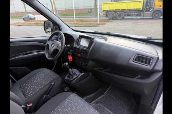 Opel Combo 1.3 CDTi L2H1 Edition AIRCO I NAVI I TREKHAAK I IMPERIAAL I EURO 6 I LAGE KILOMETERS
