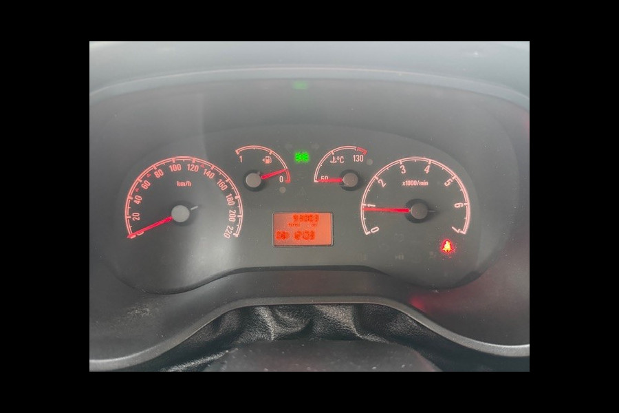 Opel Combo 1.3 CDTi L2H1 Edition AIRCO I NAVI I TREKHAAK I IMPERIAAL I EURO 6 I LAGE KILOMETERS