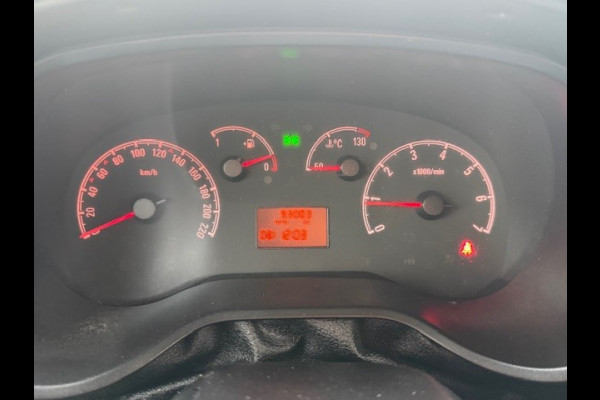 Opel Combo 1.3 CDTi L2H1 Edition AIRCO I NAVI I TREKHAAK I IMPERIAAL I EURO 6 I LAGE KILOMETERS