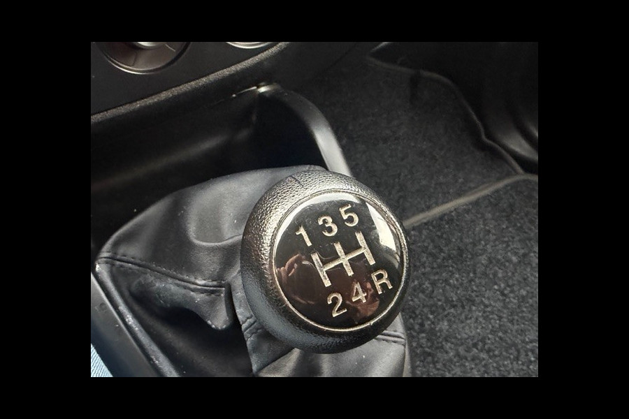 Opel Combo 1.3 CDTi L2H1 Edition AIRCO I NAVI I TREKHAAK I IMPERIAAL I EURO 6 I LAGE KILOMETERS