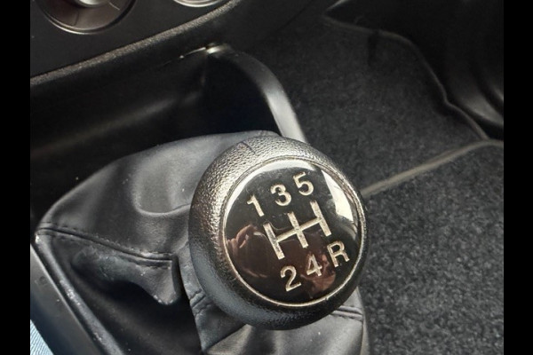 Opel Combo 1.3 CDTi L2H1 Edition AIRCO I NAVI I TREKHAAK I IMPERIAAL I EURO 6 I LAGE KILOMETERS