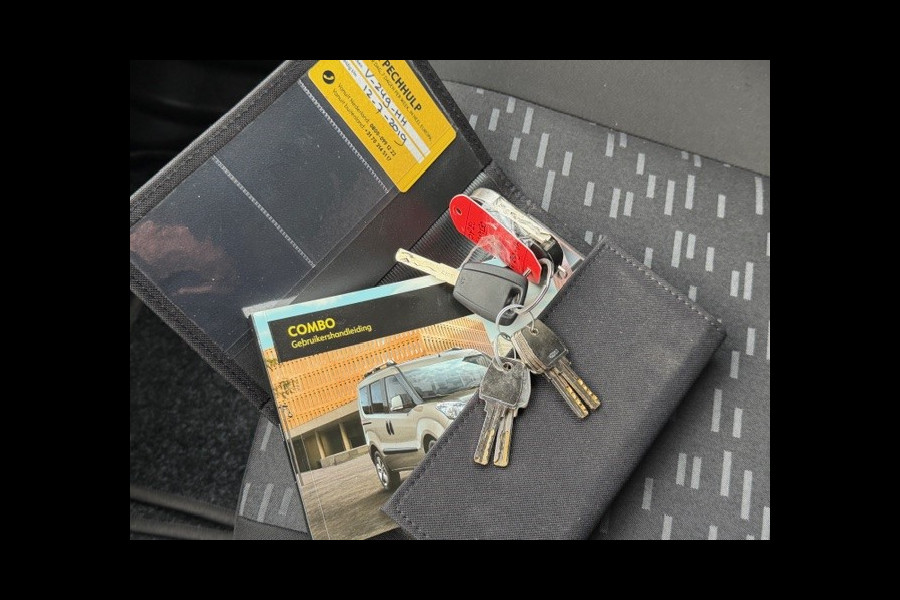 Opel Combo 1.3 CDTi L2H1 Edition AIRCO I NAVI I TREKHAAK I IMPERIAAL I EURO 6 I LAGE KILOMETERS