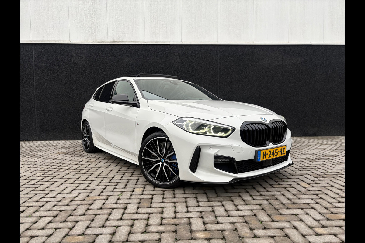 BMW 1-serie 118i - M Sport - Pano - Leder - CarPlay