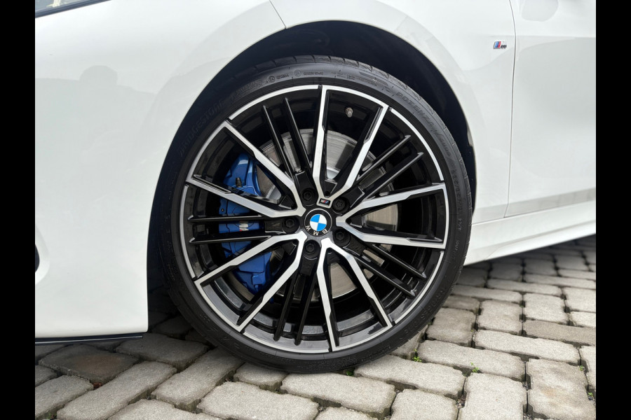 BMW 1-serie 118i - M Sport - Pano - Leder - CarPlay