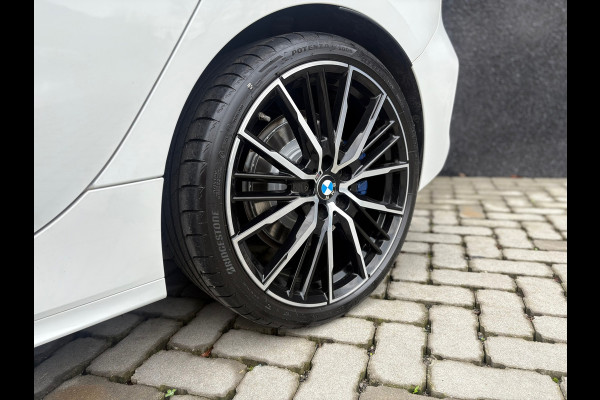 BMW 1-serie 118i - M Sport - Pano - Leder - CarPlay