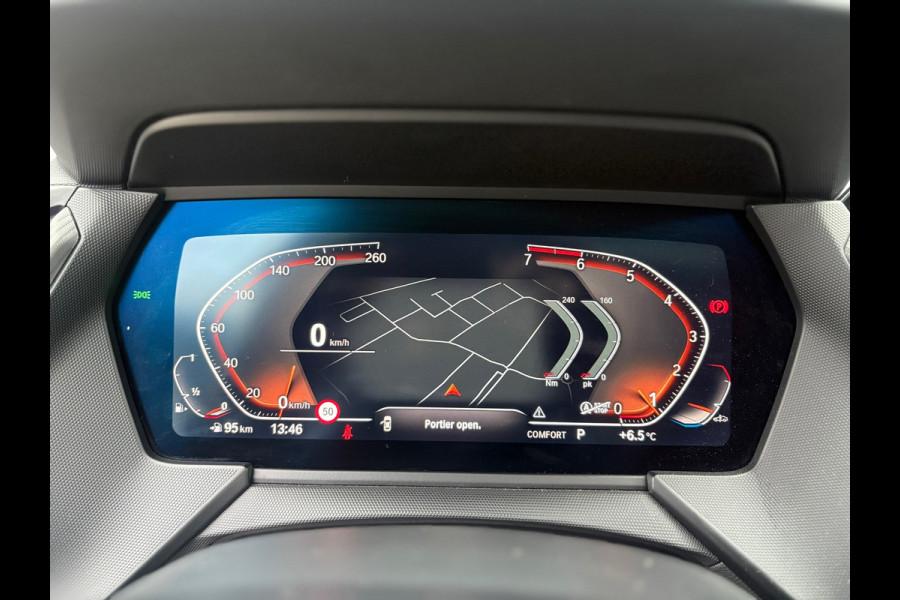 BMW 1-serie 118i - M Sport - Pano - Leder - CarPlay
