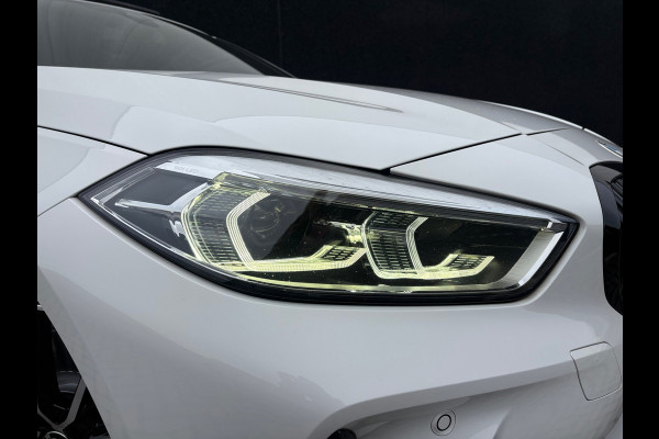 BMW 1-serie 118i - M Sport - Pano - Leder - CarPlay