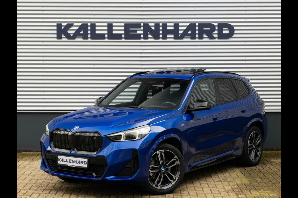 BMW iX1 xDrive30 M-Sport - Pano - Trekhaak - Memory - Harman Kardon - Massage - Head-Up