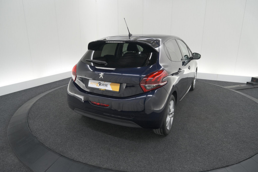 Peugeot 208 PureTech 82 Signature | Apple Carplay | Parkeersensoren | Navigatie | Airco