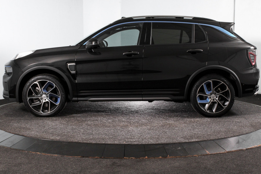 Lynk & Co 01 1.5 PHEV 261PK MY23 | Afn. Trekhaak | Donkere hemel | 360 Camera | 7.4 kWh Boordlader | S/K-panodak | Adapt. Cruise | Memory | Elek. klep | LM 20" | 1919