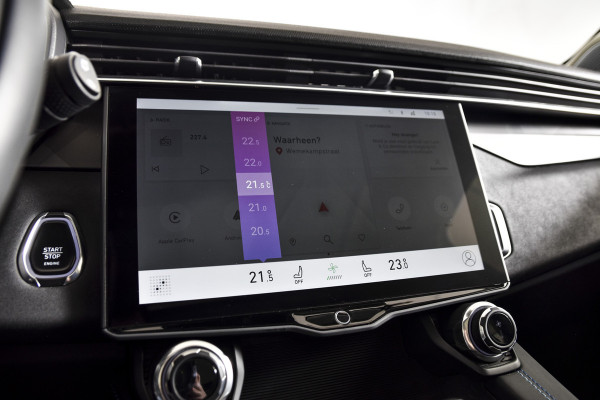 Lynk & Co 01 1.5 PHEV 261PK MY23 | Donkere hemel | 360 Camera | 7.4 kWh boordlader | S/K-panodak | Adapt. Cruise | Memory | Elek. klep | LM 20" | 2285