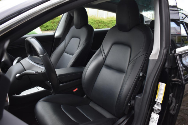 Tesla Model 3 Long Range AWD 75 kWh Tesla Model 3 Long Range Autopilot Pano 19"inch  AWD