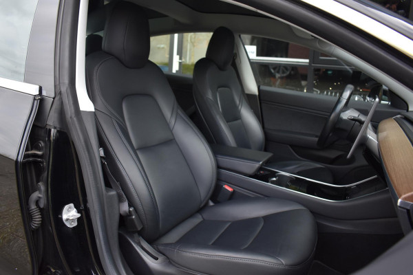 Tesla Model 3 Long Range AWD 75 kWh Tesla Model 3 Long Range Autopilot Pano 19"inch  AWD