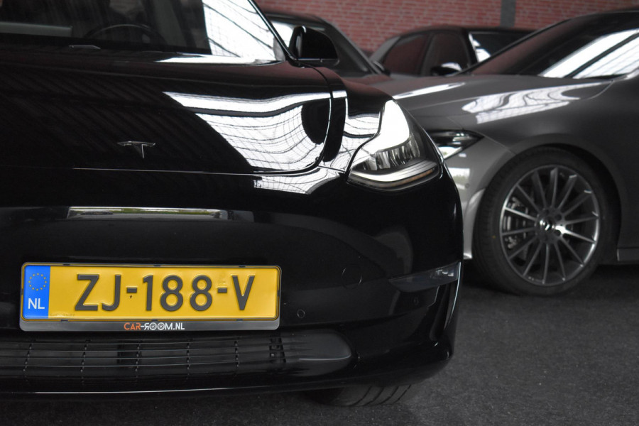 Tesla Model 3 Long Range AWD 75 kWh Tesla Model 3 Long Range Autopilot Pano 19"inch  AWD