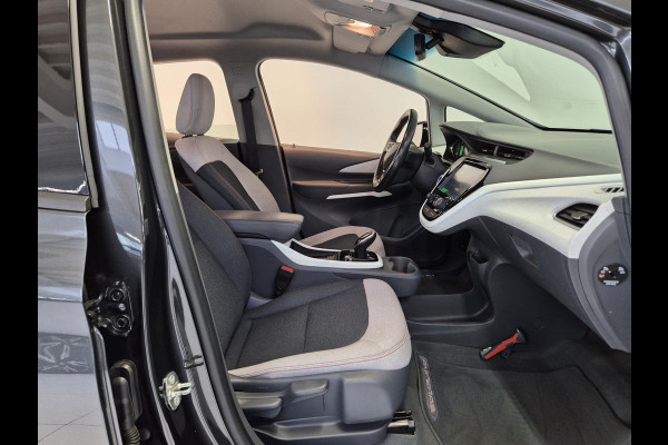 Opel Ampera-E Business 60 kWh Apple Carplay | Keyless | Parkeersensoren Voor/Achter | Stoel/Stuurverwarming |