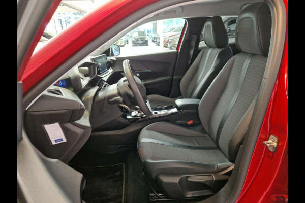 Peugeot e-2008 EV Allure Pack 50 kWh 11kW 3-Fase | Achteruitrijcamera | Climate Control | Parkeersensoren achter