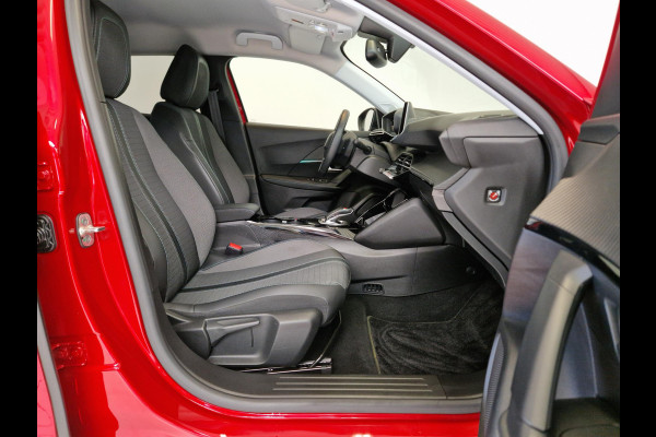 Peugeot e-2008 EV Allure Pack 50 kWh 11kW 3-Fase | Achteruitrijcamera | Climate Control | Parkeersensoren achter