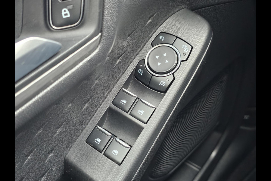 Ford Kuga 2.5 PHEV Titanium X 225 pk | Trekhaak | Adaptieve cruise control | Full led | Half Leder | Winterpack | Blind spot | Nette auto!