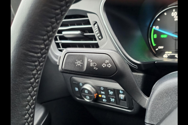 Ford Kuga 2.5 PHEV Titanium X 225 pk | Trekhaak | Adaptieve cruise control | Full led | Half Leder | Winterpack | Blind spot | Nette auto!