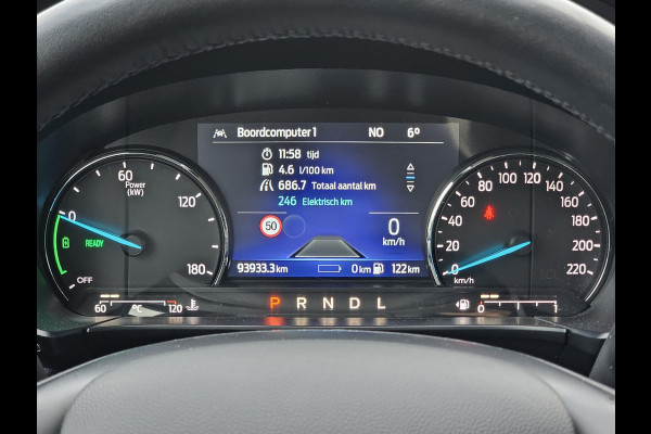 Ford Kuga 2.5 PHEV Titanium X 225 pk | Trekhaak | Adaptieve cruise control | Full led | Half Leder | Winterpack | Blind spot | Nette auto!