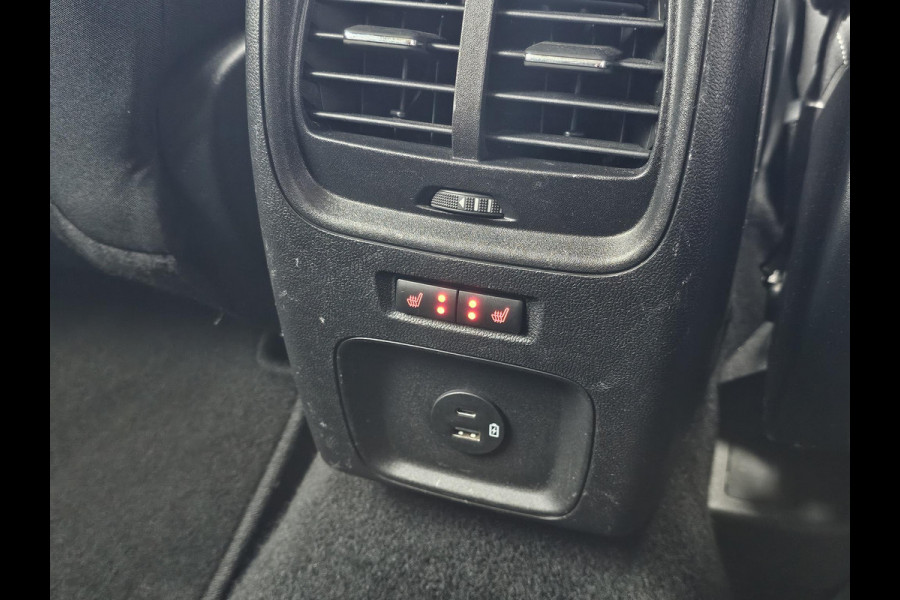 Ford Kuga 2.5 PHEV Titanium X 225 pk | Trekhaak | Adaptieve cruise control | Full led | Half Leder | Winterpack | Blind spot | Nette auto!