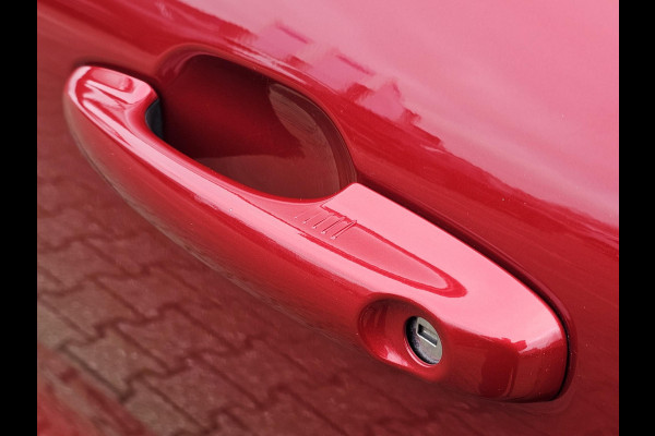 Ford Kuga 2.5 PHEV Titanium X 225 pk | Trekhaak | Adaptieve cruise control | Full led | Half Leder | Winterpack | Blind spot | Nette auto!