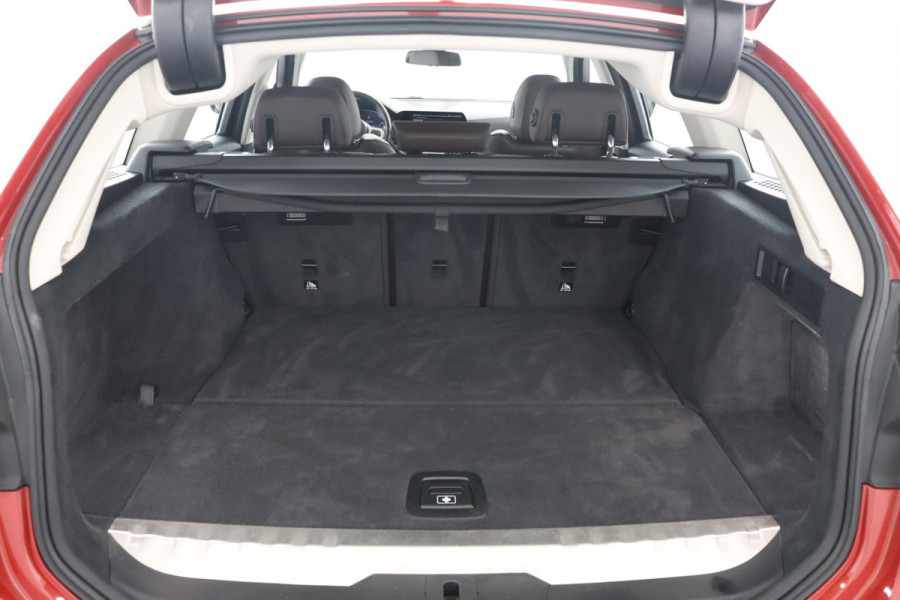 BMW 3 Serie Touring 320e Business Edition Plus|Laser|Leder|Sportstoelen|Adaptive Cruise Control