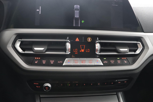 BMW 3 Serie Touring 320e Business Edition Plus|Laser|Leder|Sportstoelen|Adaptive Cruise Control
