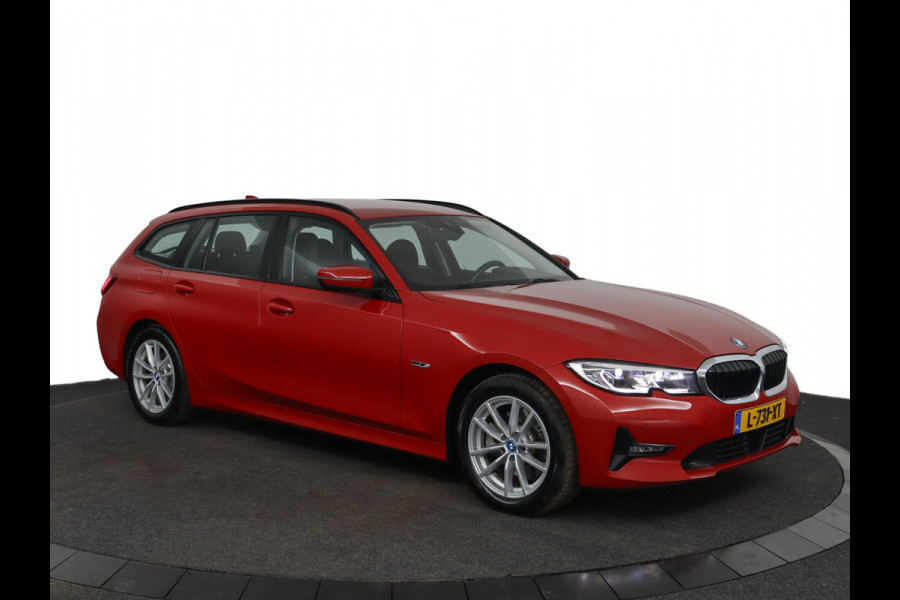 BMW 3 Serie Touring 320e Business Edition Plus|Laser|Leder|Sportstoelen|Adaptive Cruise Control