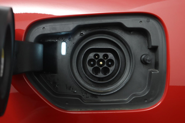 BMW 3 Serie Touring 320e Business Edition Plus|Laser|Leder|Sportstoelen|Adaptive Cruise Control