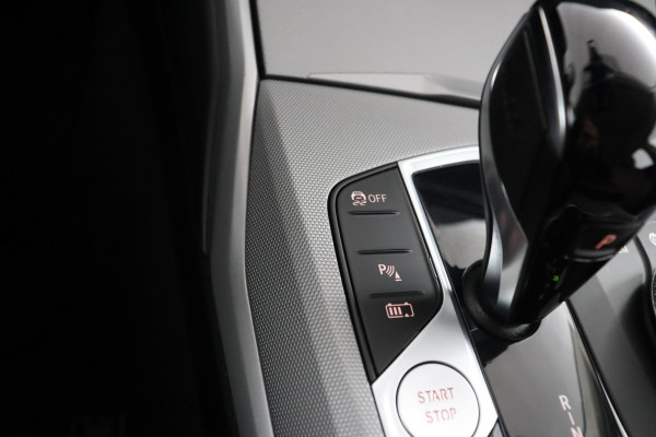 BMW 3 Serie Touring 320e Business Edition Plus|Laser|Leder|Sportstoelen|Adaptive Cruise Control