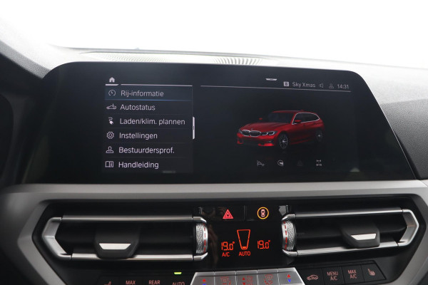 BMW 3 Serie Touring 320e Business Edition Plus|Laser|Leder|Sportstoelen|Adaptive Cruise Control