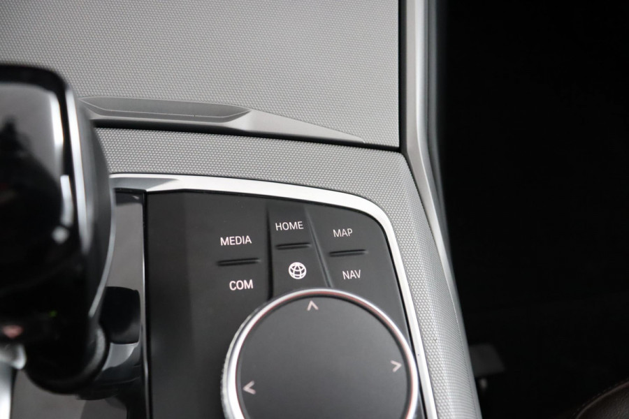 BMW 3 Serie Touring 320e Business Edition Plus|Laser|Leder|Sportstoelen|Adaptive Cruise Control
