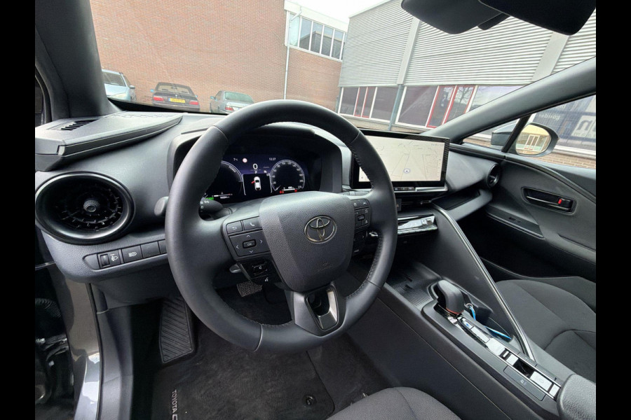 Toyota C-HR 1.8 Hybrid 140 Dynamic | Navi | Clima | A-Camera | Park Assist | Adap Cruise | Lane Assist |