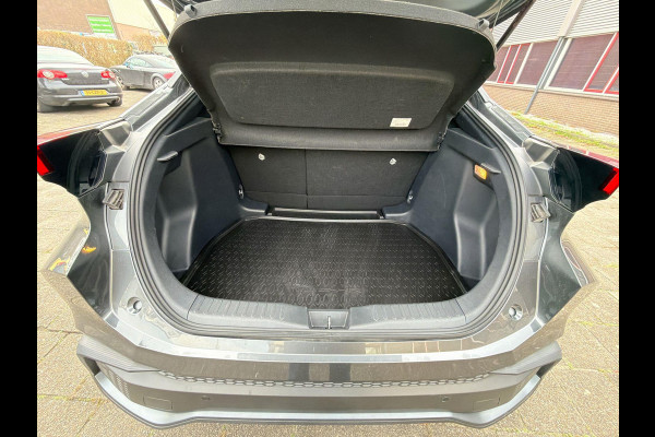 Toyota C-HR 1.8 Hybrid 140 Dynamic | Navi | Clima | A-Camera | Park Assist | Adap Cruise | Lane Assist |