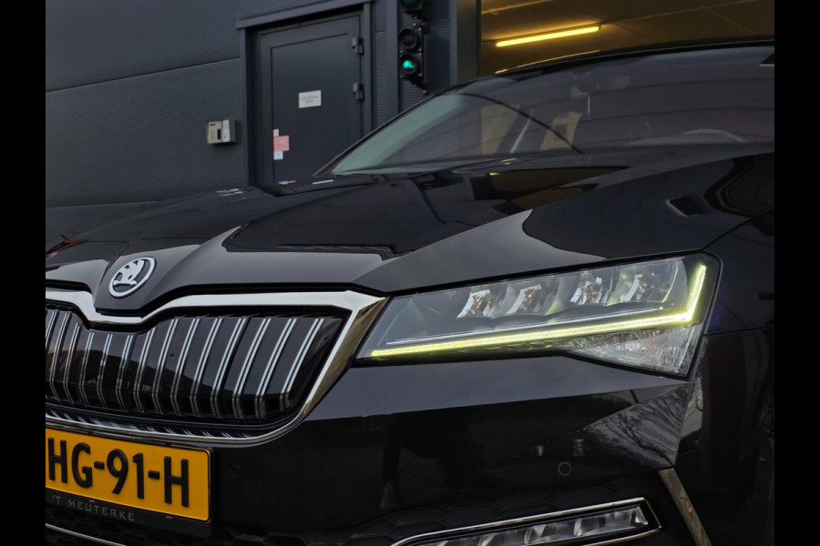 Škoda Superb Combi 1.4 TSI iV Business Edition Plus / STANDKACHEL / AFN.TREKHAAK / CRYSTAL LIGHTING / CAMERA / INCL. GARANTIE !