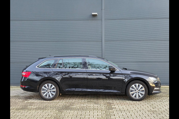 Škoda Superb Combi 1.4 TSI iV Business Edition Plus / STANDKACHEL / AFN.TREKHAAK / CRYSTAL LIGHTING / CAMERA / INCL. GARANTIE !